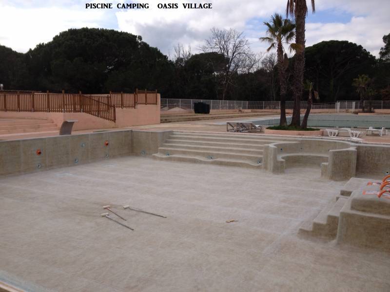 chantier de renovation de piscine de camping a roquebrune sur argens
